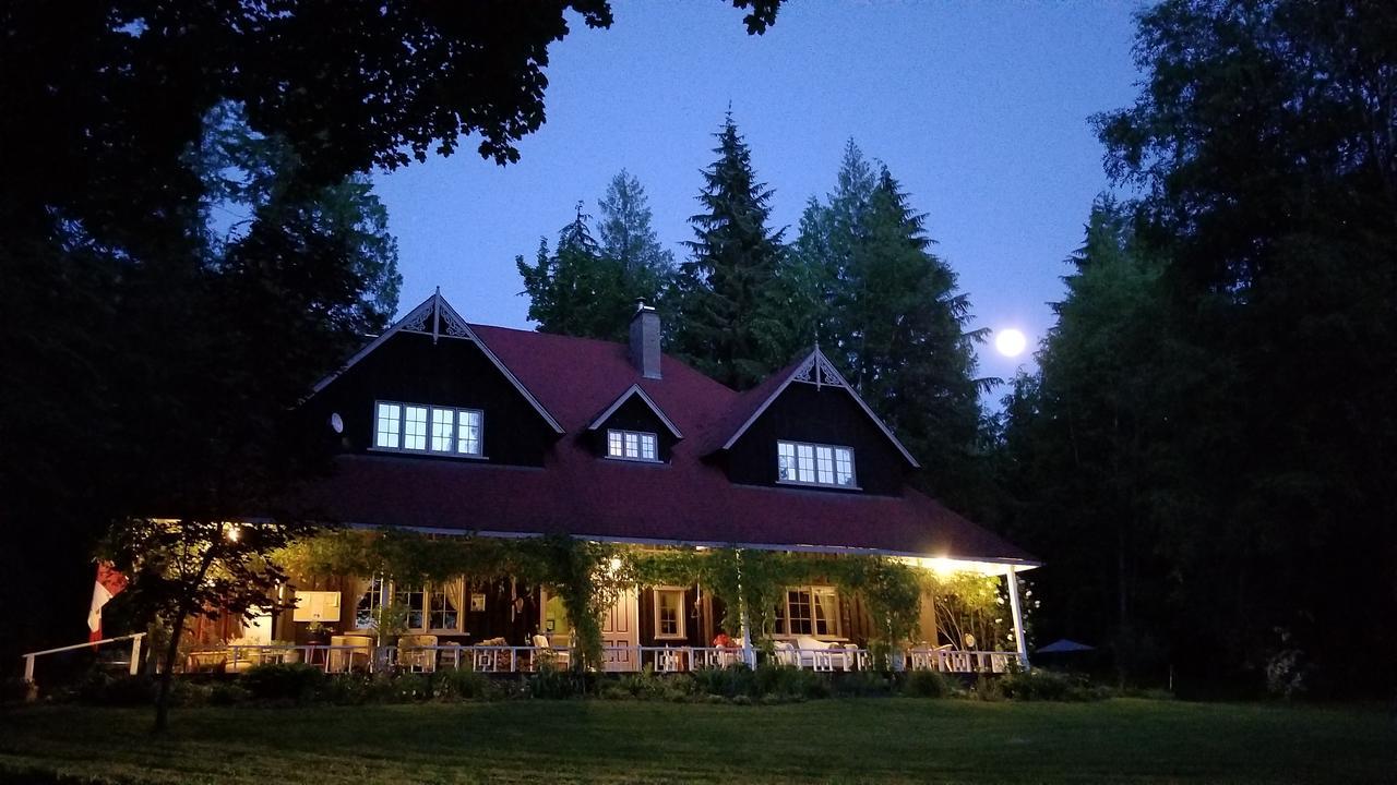 فندق Wedgwood Manor And Glamping Retreat Crawford Bay المظهر الخارجي الصورة