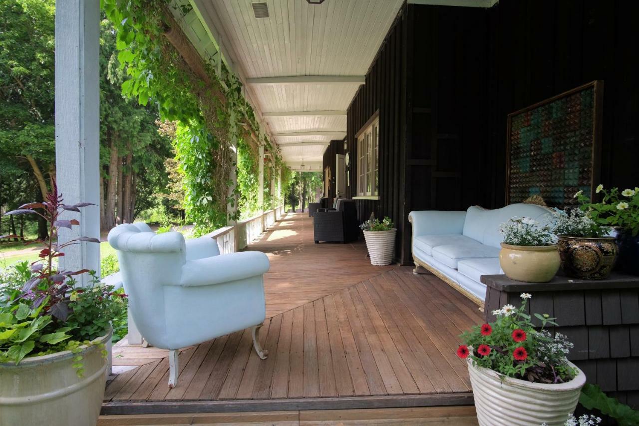 فندق Wedgwood Manor And Glamping Retreat Crawford Bay المظهر الخارجي الصورة