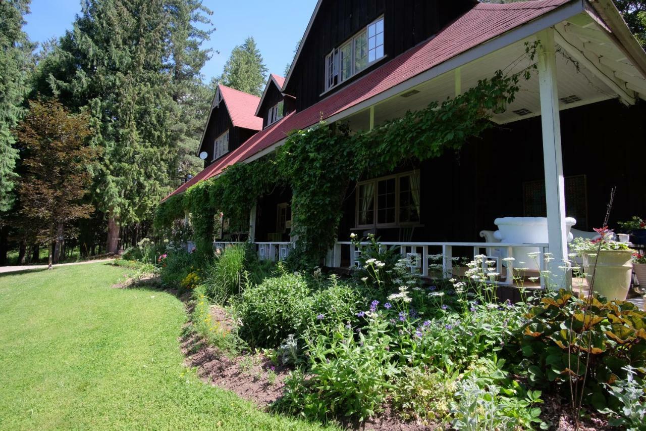 فندق Wedgwood Manor And Glamping Retreat Crawford Bay المظهر الخارجي الصورة